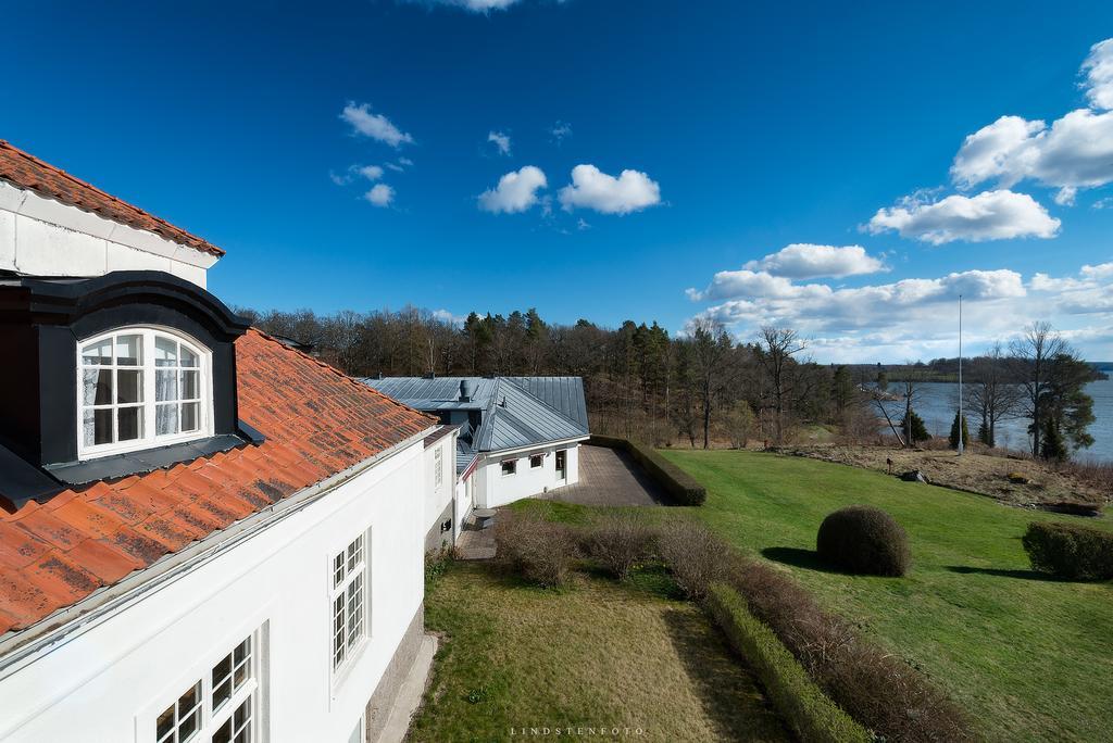 Liljeholmen Herrgard Hostel Rimforsa Екстер'єр фото